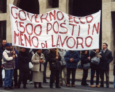 la protesta dei lavoratori della Ferrania